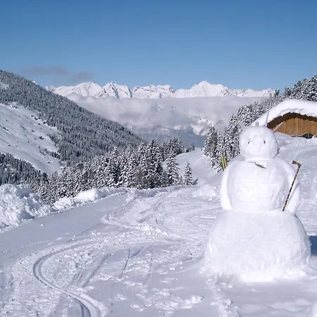 غارني ريجينا فندق